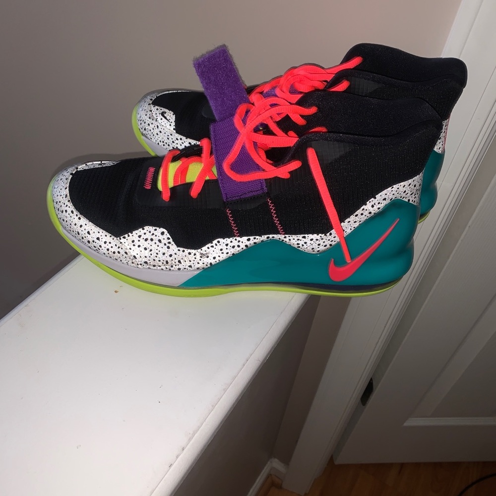 Nike Air Force max - Picture 1 of 3